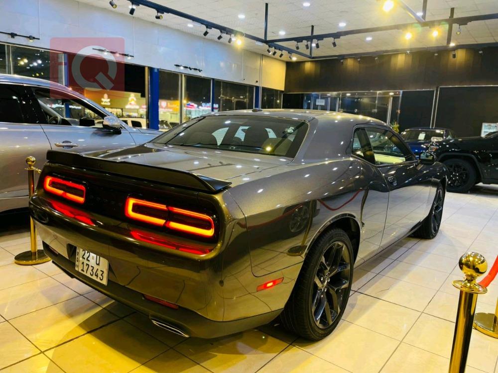 Dodge Challenger